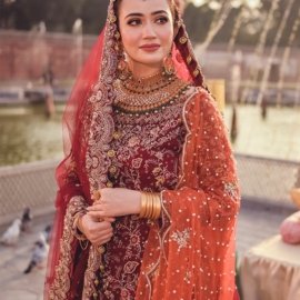 Gold Bridal Set Design